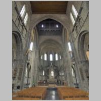 Église Saint-Quentin de Tournai, photo Uwe Brodrecht, Wikipedia.jpg